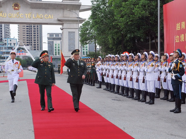 Bộ trưởng Quốc phòng Việt Nam-Trung Quốc hội đàm ở biên giới ảnh 1