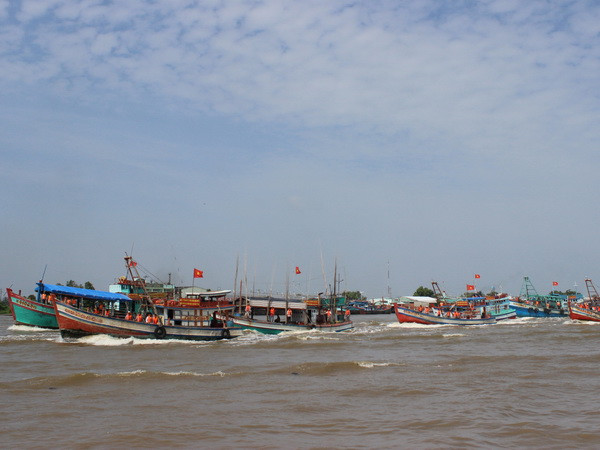 Tạo thuận lợi cho người dân ở Sóc Trăng yên tâm bám biển ảnh 1