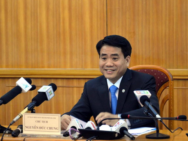 Tân chủ tịch UBND Thành phố Hà Nội Nguyễn Đức Chung trả lời phỏng vấn ảnh 1