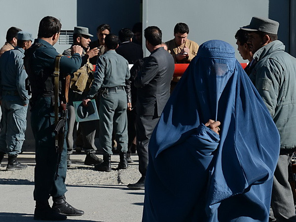 Afghanistan: Văn phòng cảnh sát trưởng Kabul bị đánh bom ảnh 1