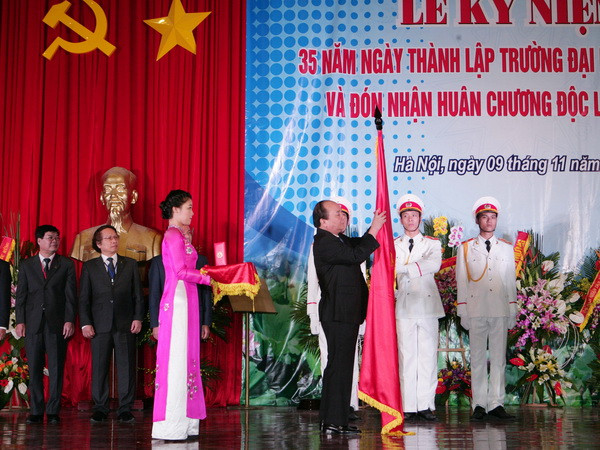 Thầy cô phải khơi dậy ngọn lửa tình yêu công lý trong sinh viên ảnh 1