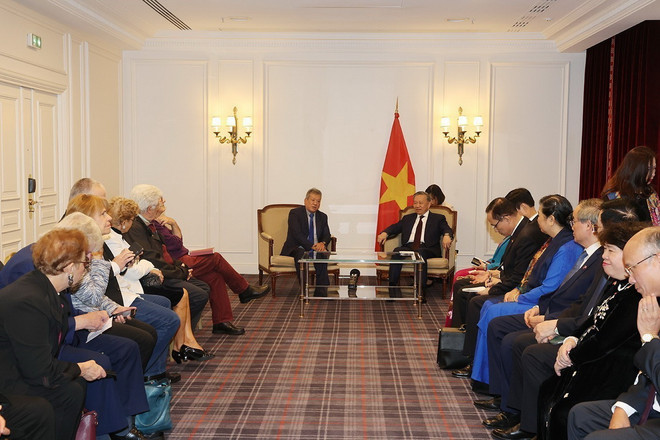 ttxvn_ctn to lam phap viet (3).jpg