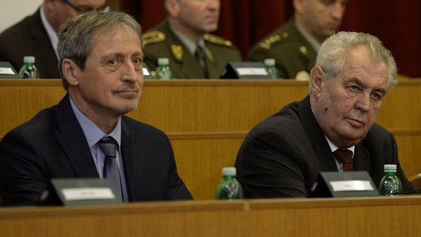 Tổng thống Zeman: Nguy cơ khủng bố tiến sát biên giới Séc ảnh 1