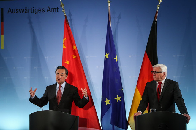 Đức-Trung nhất trí hợp tác chặt giải quyết các xung đột quốc tế ảnh 1