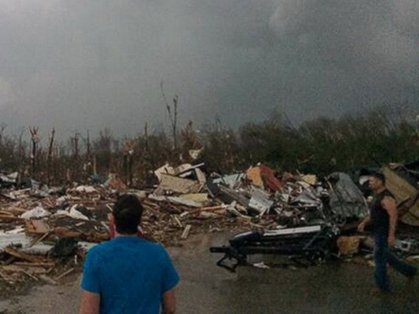 Lốc xoáy tại Mỹ gây thiệt hại nặng, 2 người thiệt mạng ảnh 1