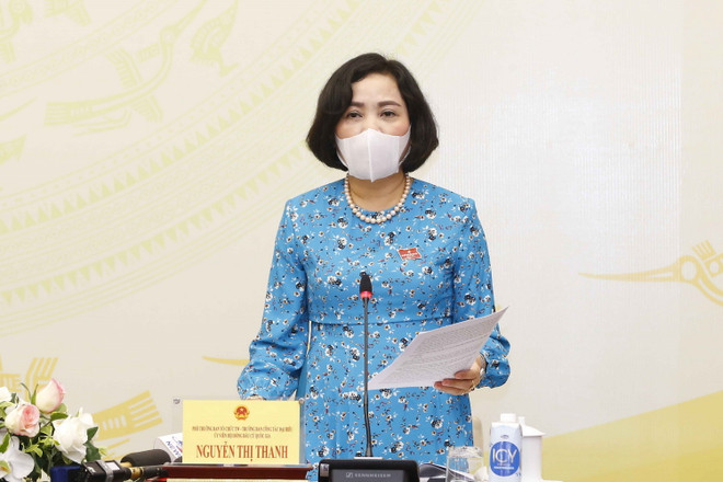 Bà Nguyễn Thị Thanh, Ủy viên Trung ương Đảng, Trưởng Ban Công tác đại biểu, Phó Trưởng Ban Tổ chức Trung ương, Ủy viên Hội đồng Bầu cử Quốc gia trả lời các câu hỏi của phóng viên báo chí. (Ảnh: Doãn Tấn/TTXVN) Hội đồng Bầu cử Quốc gia nói về việc rút tên 2 ứng cử viên ảnh 1