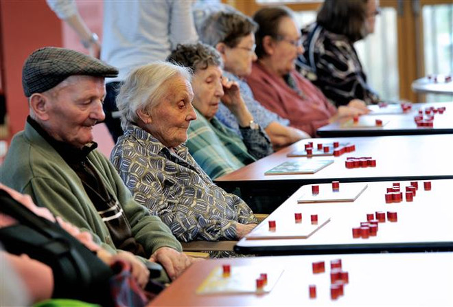 WHO: Số người già ở châu Âu sắp nhiều hơn số người dưới 15 tuổi ảnh 1