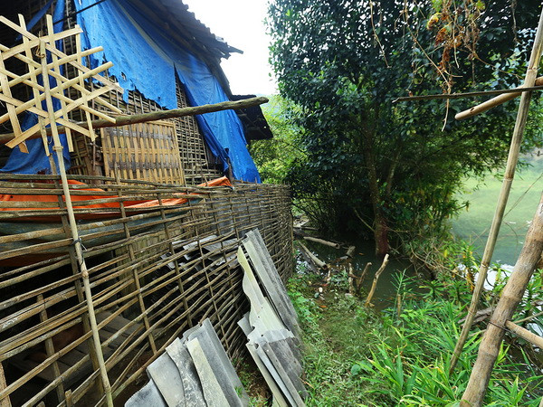 Kiên quyết di dời người dân ra khỏi vùng lòng hồ thủy điện Nậm Núa ảnh 2