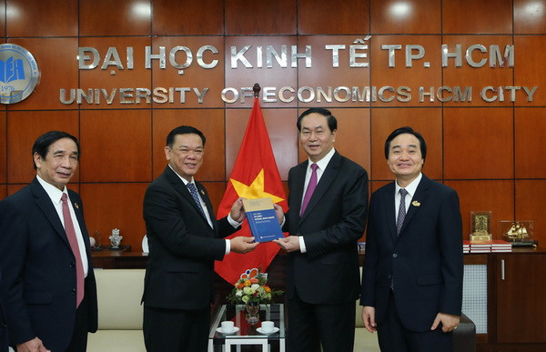 Kỷ niệm 40 năm Trường Đại học Kinh tế Thành phố Hồ Chí Minh ảnh 1