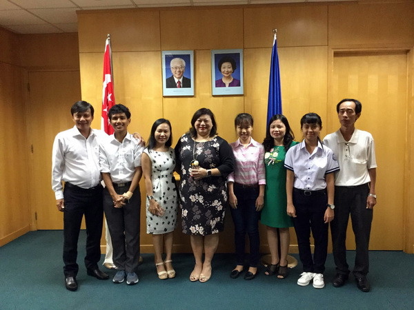 Gặp gỡ cô bé phố núi Kon Tum giành học bổng ASEAN Singapore ảnh 2