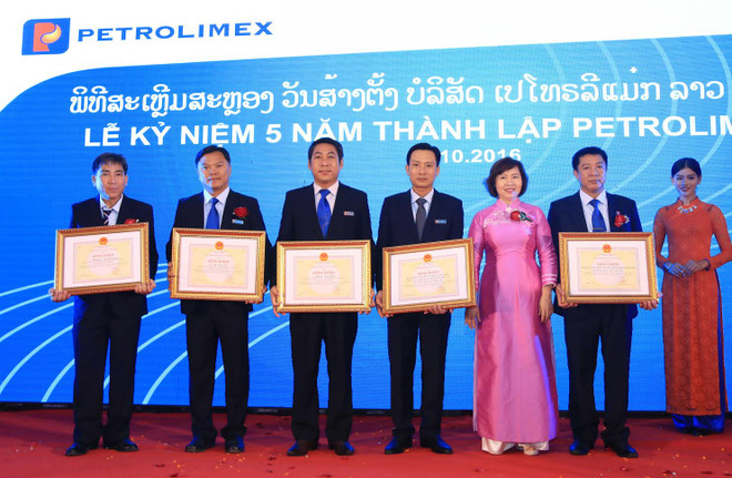 Petrolimex Lào - Điểm sáng trong hoạt động đầu tư kinh doanh tại Lào ảnh 1