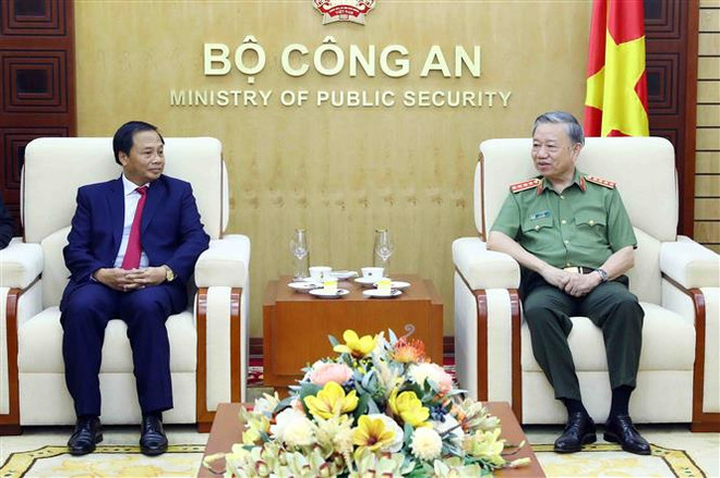 Bộ Công an hai nước Việt Nam-Lào tăng cường hợp tác toàn diện ảnh 2
