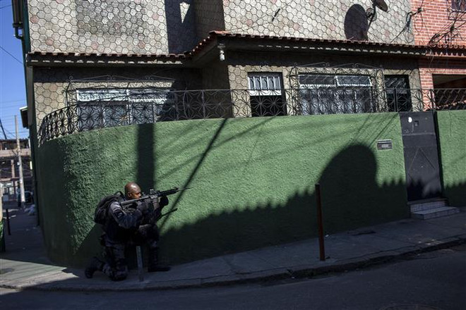 Brazil: Hàng chục tù nhân cực kỳ nguy hiểm vượt ngục ảnh 1