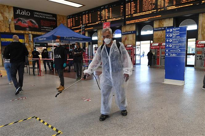 Italy cấm nhập cảnh người đến từ 13 nước có nguy cơ lây nhiễm cao ảnh 1