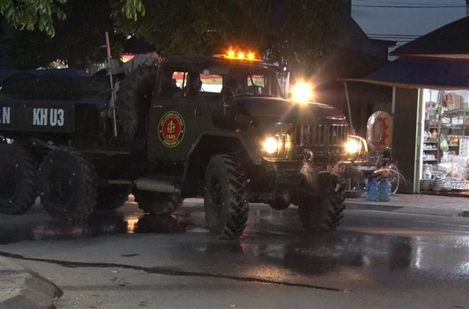 Khẩn trương truy vết, khoanh vùng để ứng phó với dịch COVID-19 ảnh 1