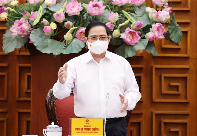 Thủ tướng chỉ đạo họp bàn về việc mua vaccine COVID-19 của Pfizer ảnh 1