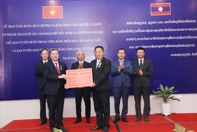 ttxvn_viet lao tuyen giao (8).jpg