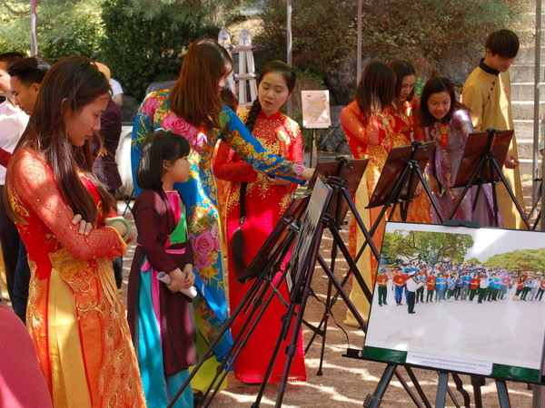 Người Việt tại Hàn cầu siêu tưởng niệm các liệt sỹ ở đảo Gạc Ma ảnh 4