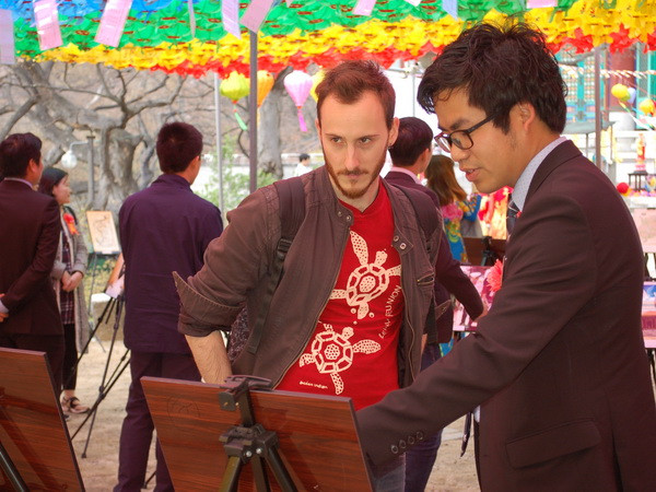 Người Việt tại Hàn cầu siêu tưởng niệm các liệt sỹ ở đảo Gạc Ma ảnh 5