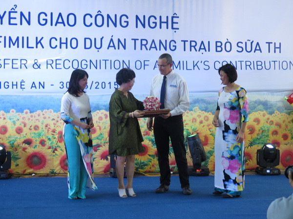 Tập đoàn TH làm chủ công nghệ chăn nuôi bò sữa quy mô công nghiệp ảnh 1