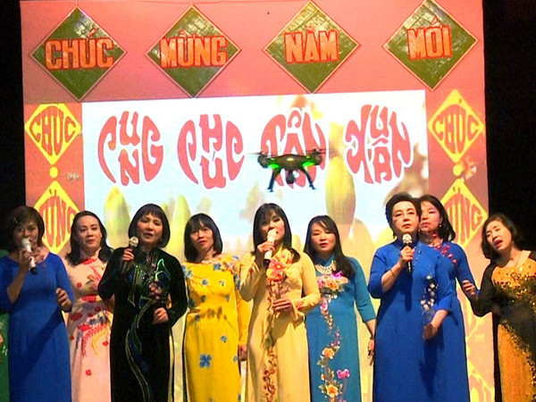 Cộng đồng người Việt ở Séc, Australia, Brazil đón Xuân an vui ảnh 1