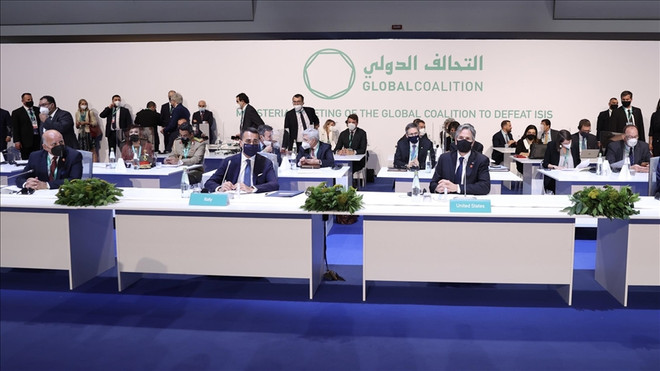 Italy đề xuất thành lập lực lượng chống tổ chức IS ở châu Phi ảnh 1