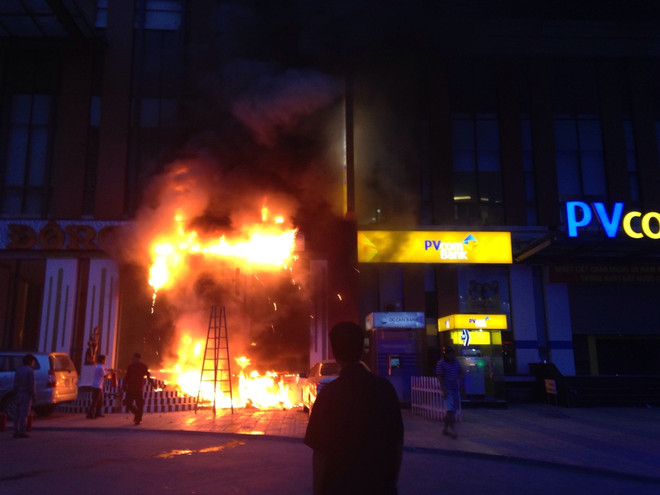 Cháy tại khách sạn Dầu Khí thành phố Thái Bình, chưa rõ nguyên nhân ảnh 4