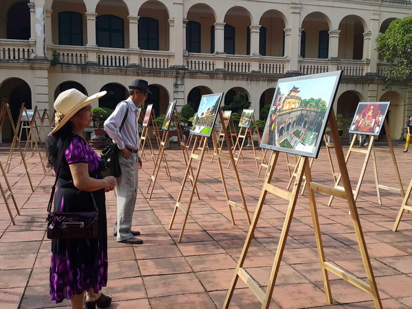 Tình yêu Thủ đô qua triển lãm ảnh "Hà Nội trong tôi" ảnh 1