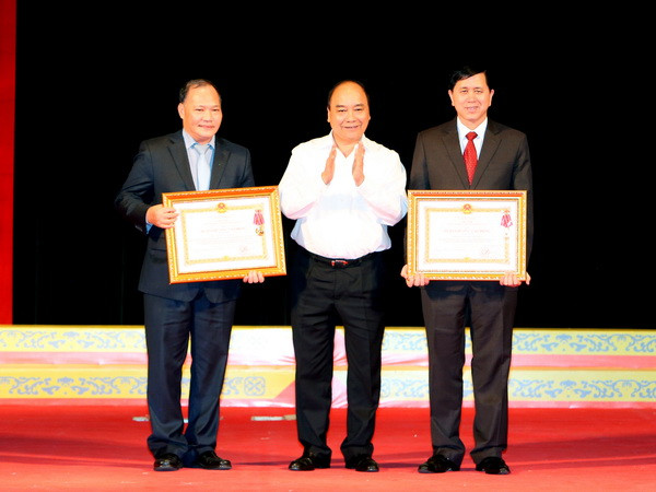 Thủ tướng: Không để bà con tái định cư Thủy điện Sơn La tái nghèo ảnh 2