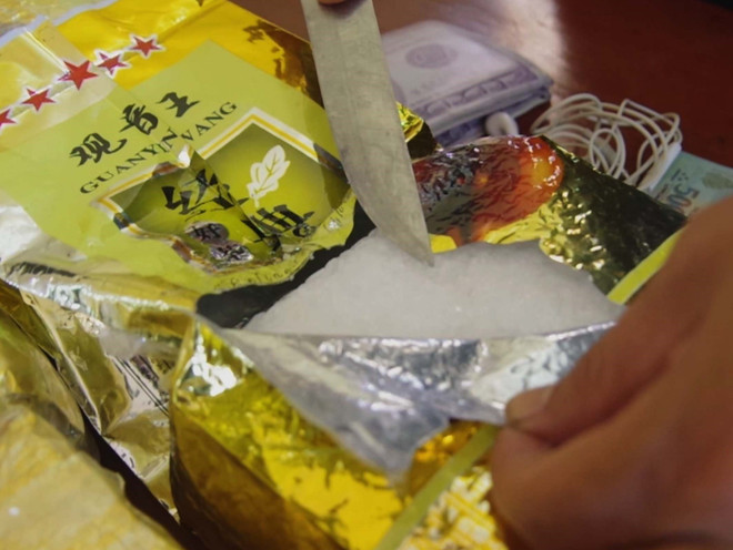 Nghệ An: Bắt hai đối tượng mua bán và vận chuyển 10kg ma túy đá ảnh 1