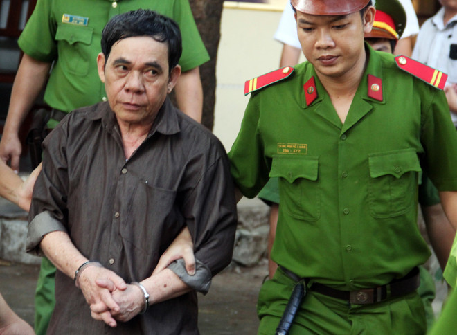 Tham ô hơn 50 tỷ đồng, nguyên cán bộ quận lĩnh án tử hình ảnh 1