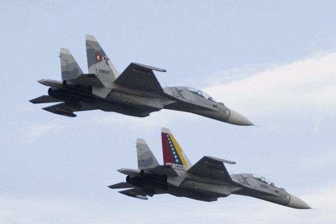 Venezuela điều tra vụ rơi máy bay quân sự gần Colombia ảnh 1