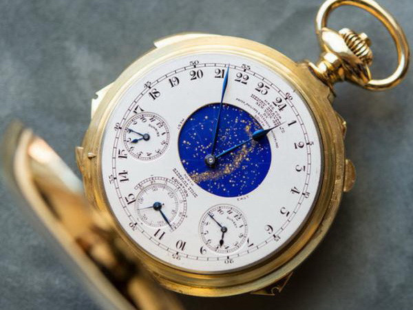 Đồng hồ cổ Patek Philippe được bán với giá kỷ lục 21,3 triệu USD ảnh 1
