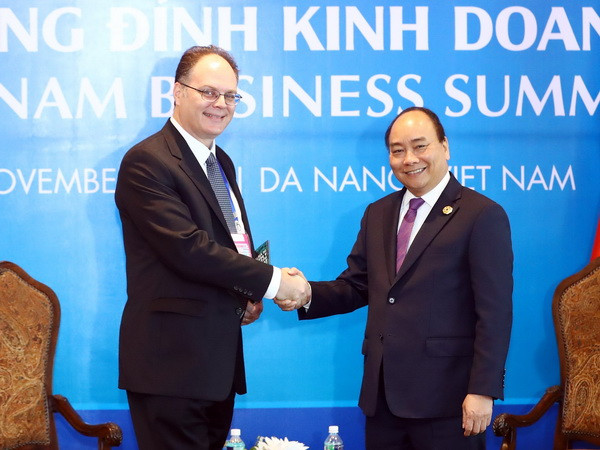 Thủ tướng Nguyễn Xuân Phúc tiếp các đoàn doanh nghiệp dự APEC ảnh 4