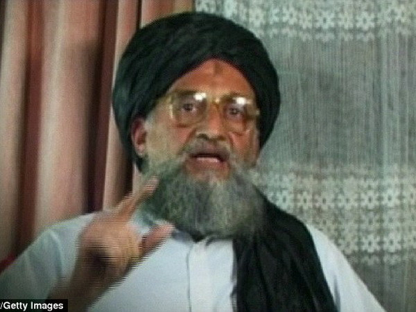 Thủ lĩnh mạng lưới khủng bố quốc tế al-Qaeda Ayman al-Zawahri. (Nguồn: AFP/Getty Images) Thủ lĩnh al-Qaeda thề trung thành với tân thủ lĩnh Taliban ảnh 1