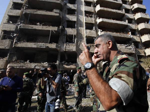 Sứ quán Saudi Arabia khuyến cáo công dân rời Liban ảnh 1