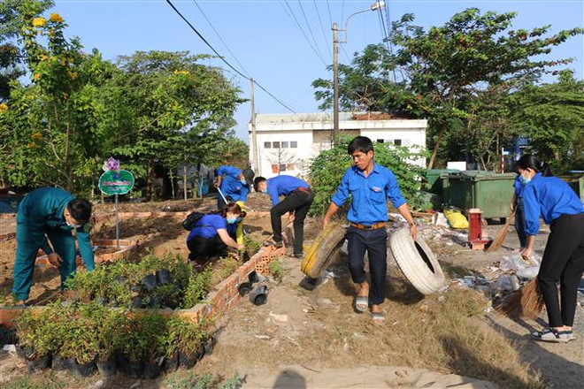 Những việc làm ý nghĩa mừng thành công Đại hội Đảng của thanh niên ảnh 1
