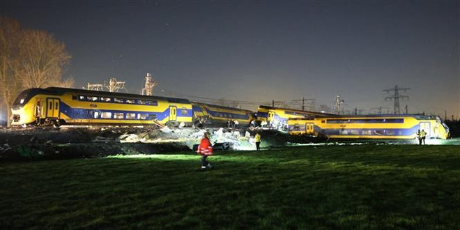Xảy ra tai nạn đường sắt nghiêm trọng tại miền Nam Hà Lan ảnh 1