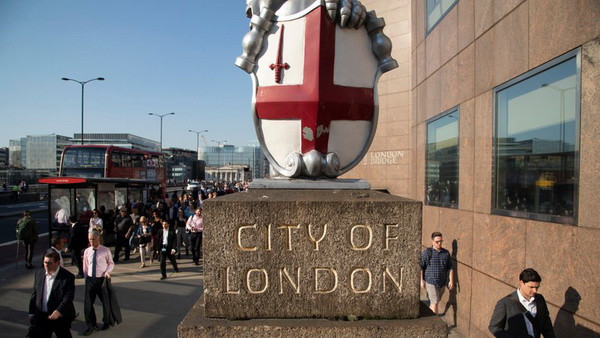 Sự lựa chọn khó khăn của các ngân hàng châu Âu tại nước Anh ảnh 1