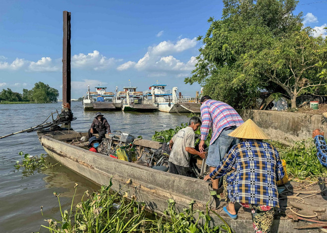 ttxvn_ben do Can Tho-Vinh Long.jpg