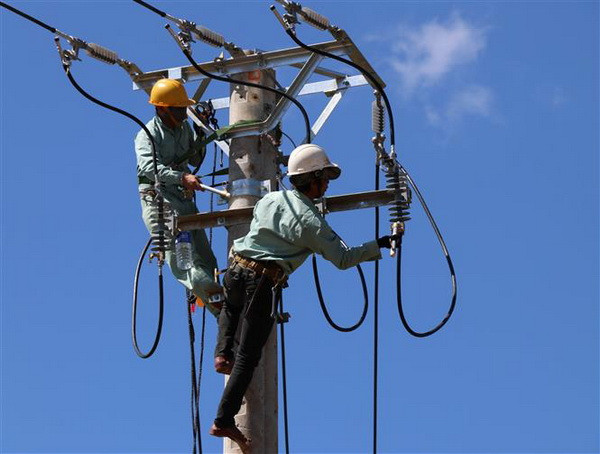 Miền Trung và Tây Nguyên khẩn trương ứng phó áp thấp nhiệt đới ảnh 2