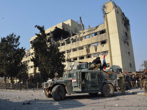 Các lực lượng Iraq đã giành lại 80% Đông Mosul từ tay nhóm IS ảnh 1