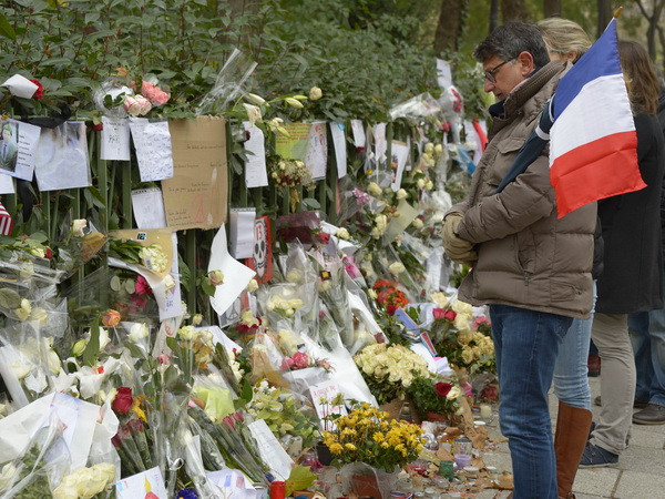 Bỉ cáo buộc sáu kẻ tình nghi liên quan vụ khủng bố tại Paris ảnh 1