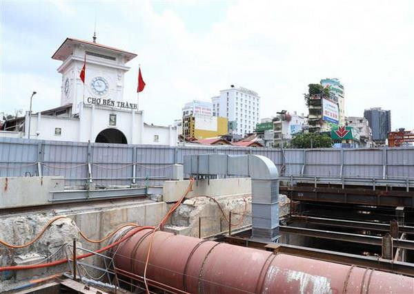 Công trình ga Bến Thành. (Ảnh: Thống Nhất/TTXVN) TP.HCM quyết liệt và sát sao để thúc đẩy tiến độ đầu tư các dự án ảnh 1