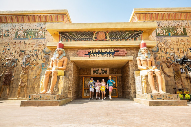 Công viên đầu tiên trên thế giới ứng dụng trải nghiệm giải trí ảo ảnh 3