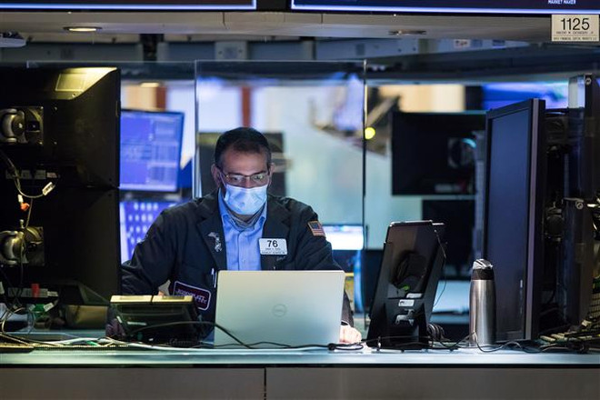 Chứng khoán Mỹ giảm điểm do lo ngại về căng thẳng Mỹ-Trung ảnh 1