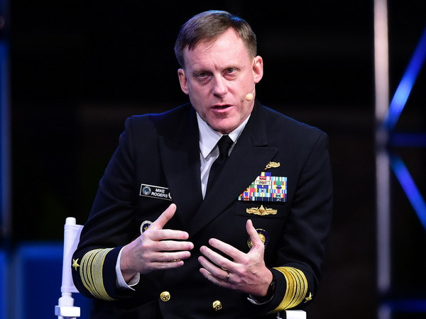 Giám đốc NSA Michael Rogers. (Nguồn: AFP/TTXVN) Lầu Năm góc và cộng đồng tình báo Mỹ đề nghị cách chức Giám đốc NSA ảnh 1