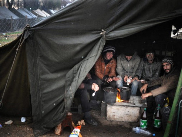 Bạo động bùng phát tại các trại tị nạn của Bulgaria và Hy Lạp ảnh 1