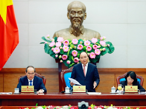 Thủ tướng: Khen thưởng phải hướng vào người lao động trực tiếp ảnh 1