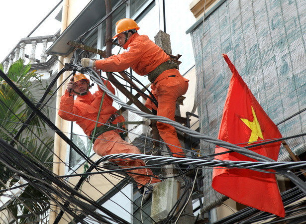 Đảm bảo cấp điện dịp kỷ niệm Cách mạng Tháng 8 và Quốc khánh 2/9 ảnh 1